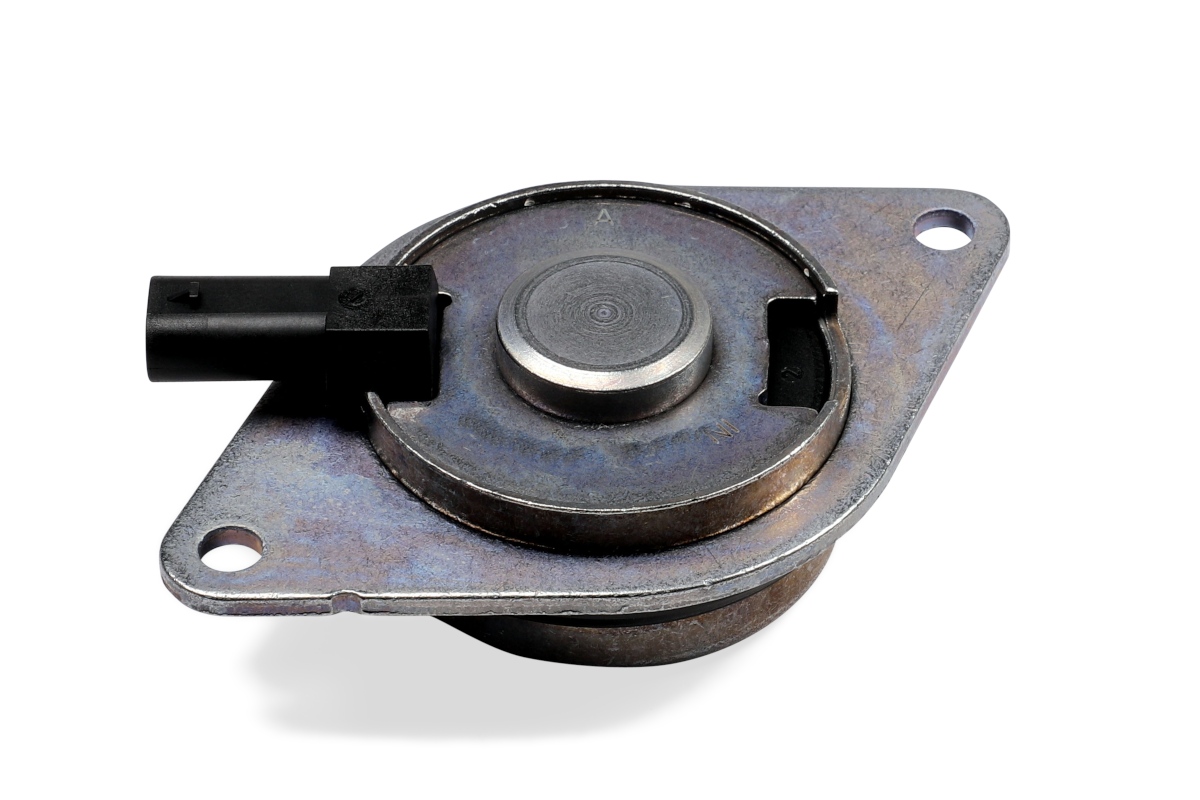 HEPU 21-5074 IPD inside Central Magnet, camshaft adjustment